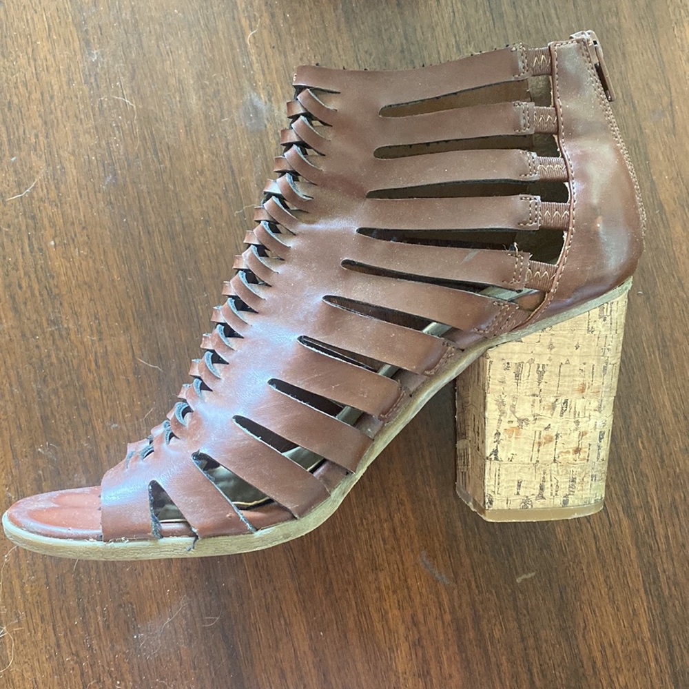 Indigo Rd Cage Heels - Picture 2 of 4